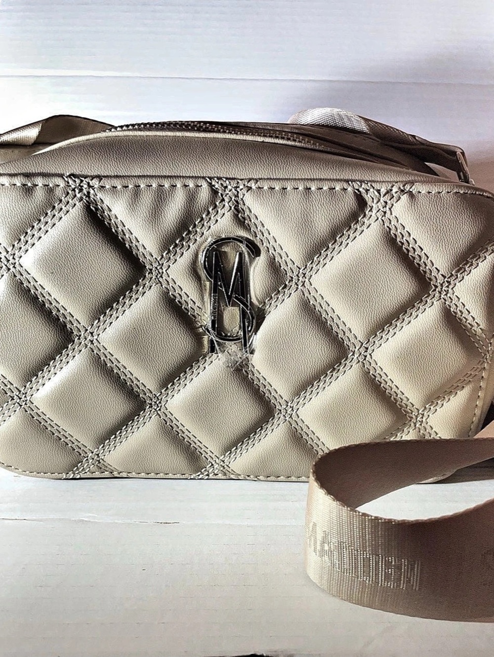Michael Kors Quilted Crossbody Bag in Beige Like New